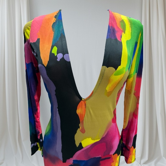 Multi-Color Abstract Bodycon Dress - Picture 3 of 5